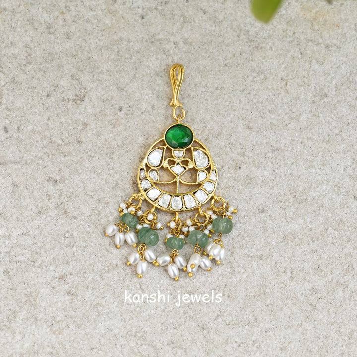 Mossanite tika