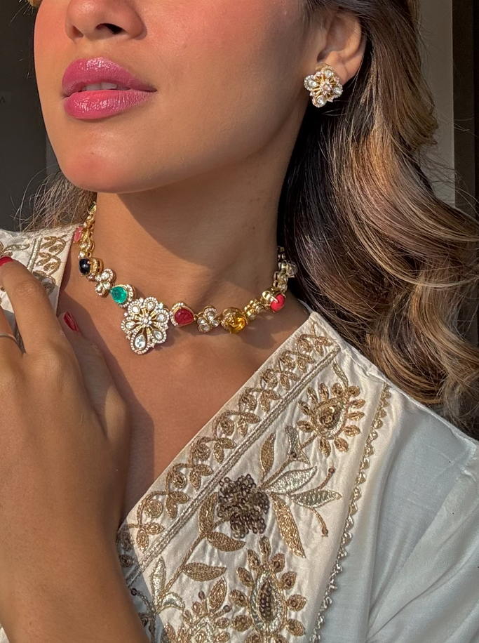 Elegant Navratan diamond fusion set