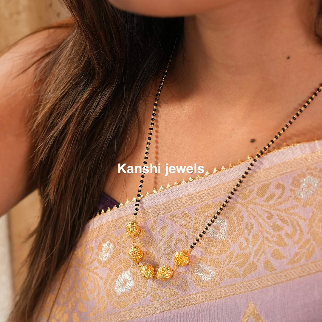 Nakashi Gold Balls Mangalsutra