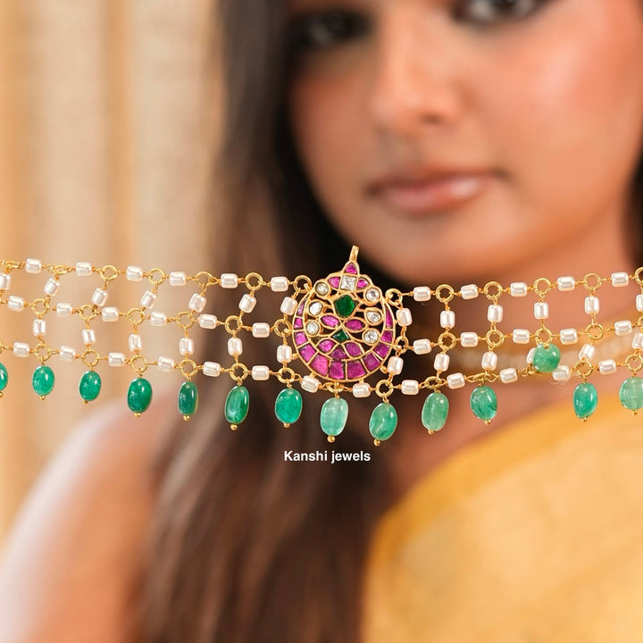 Most elegant pearls kundan chokar