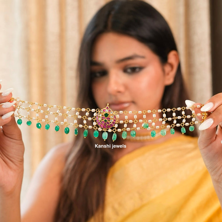 Most elegant pearls kundan chokar