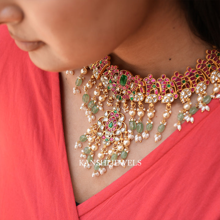 jadau elegant necklace_