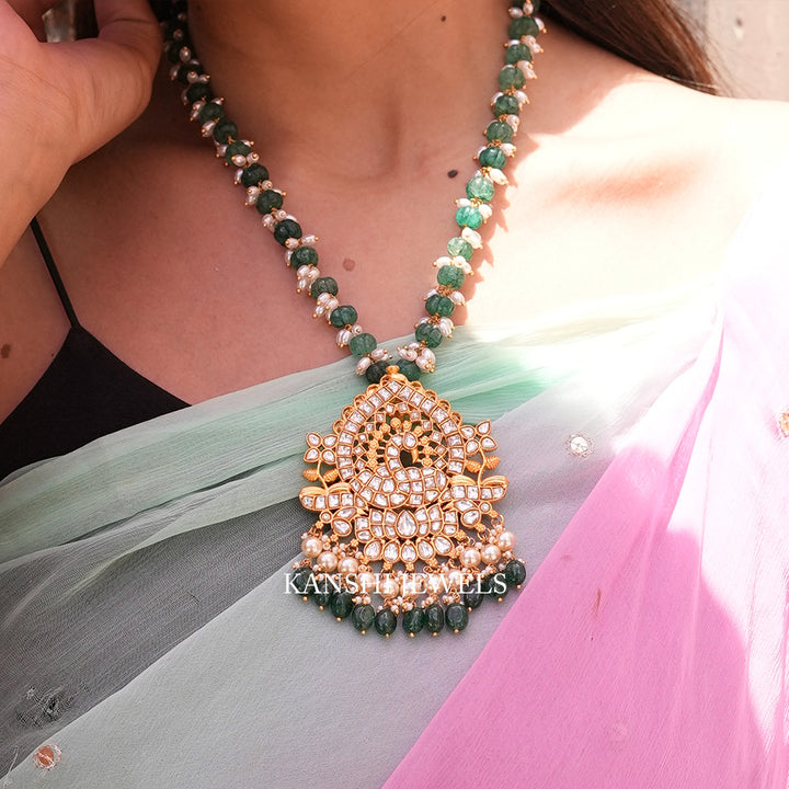 Pumpkin chain necklace with jadau white combination pendant