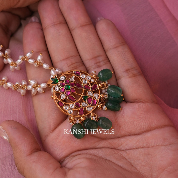 Elegant jadau pendant with rice pearls chain