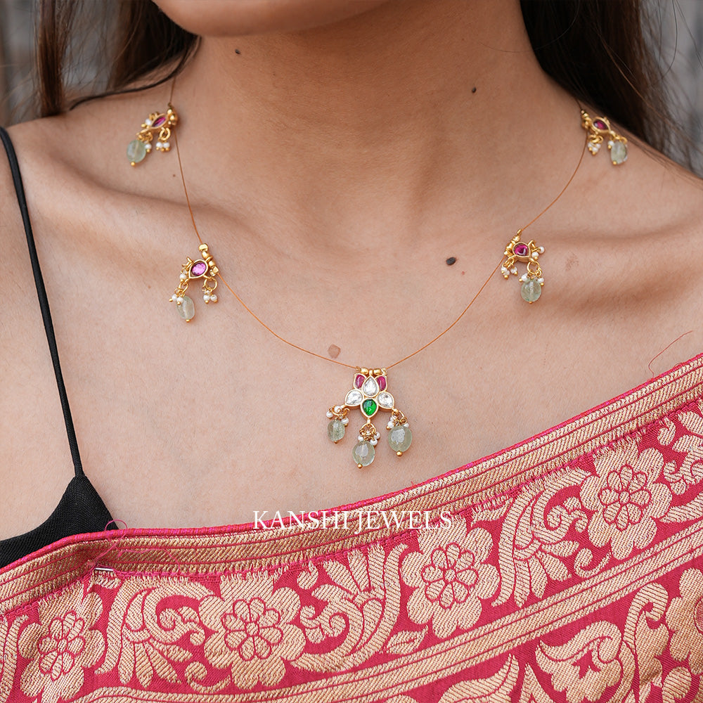 lotus jadau  motives invisible chain